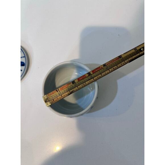 Vintage Blue & White Round Porcelain Lidded Trinket Round Dish 3" diameter - Picture 4 of 5